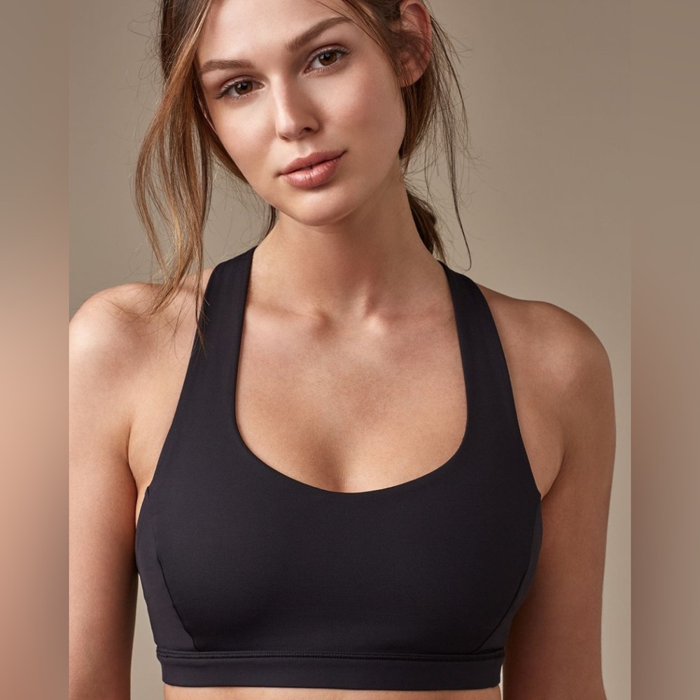 Lululemon Free To Be Serene Bra Black Size 6